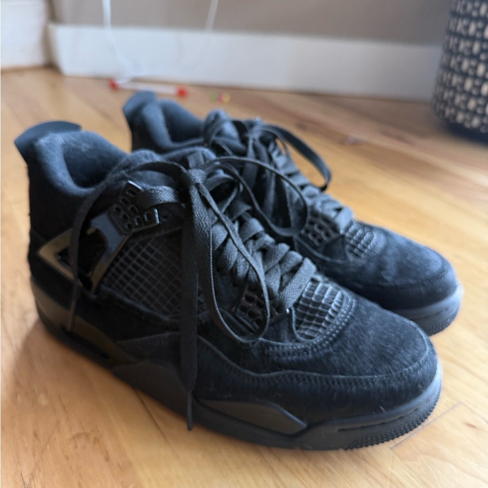 2019 Olivia Kim x Wmns Air Jordan 4 Retro